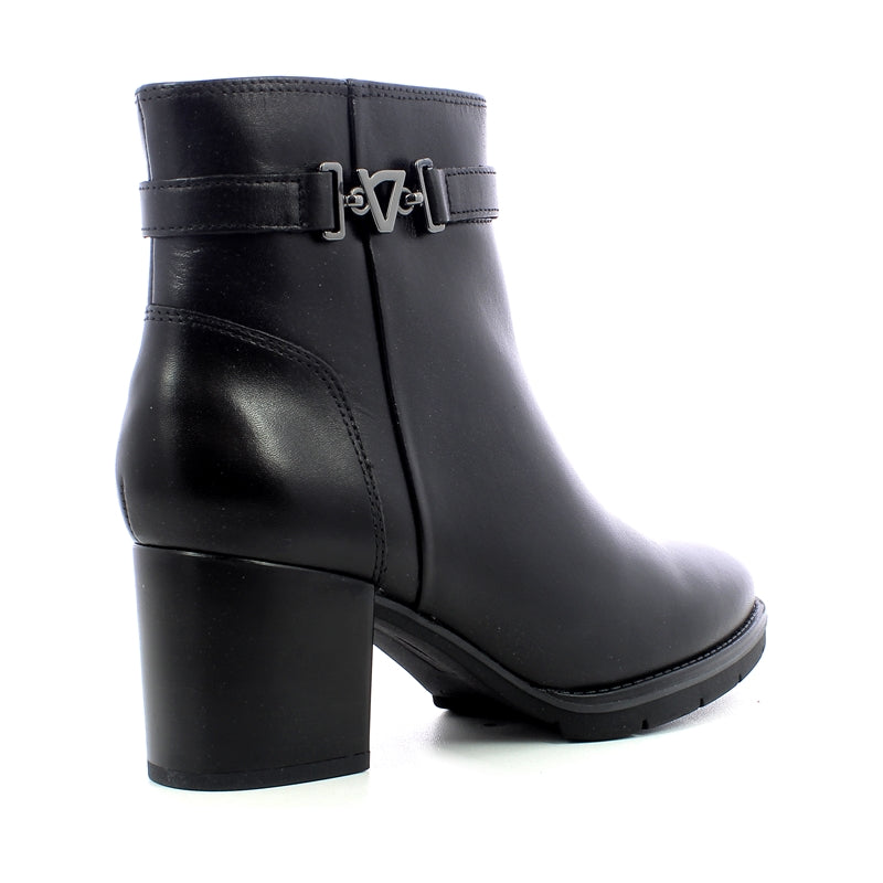 Polacco vitello donna - Vitello Nero