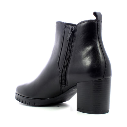 Polacco vitello donna - Vitello Nero